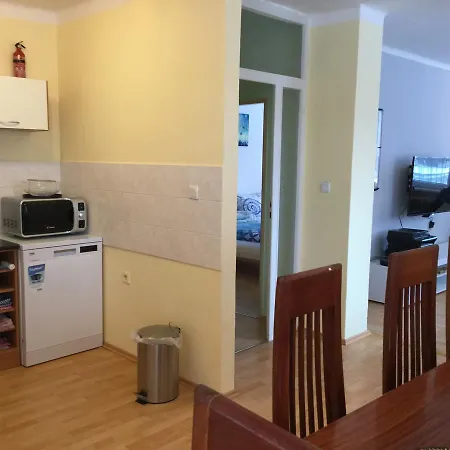 Appartement Lydiavi *
